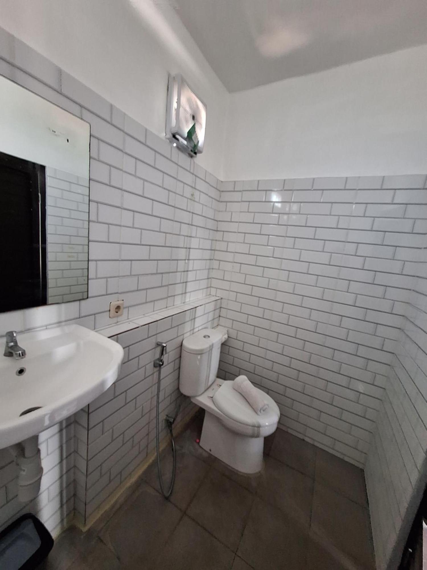 Bonewood Guesthouse Canggu  Ngoại thất bức ảnh