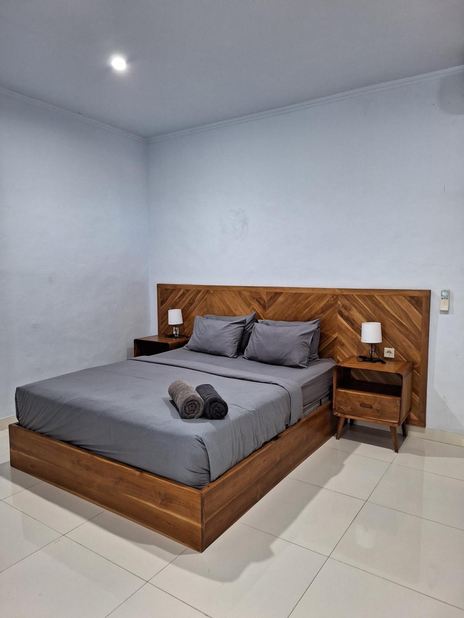 Bonewood Guesthouse Canggu  Ngoại thất bức ảnh